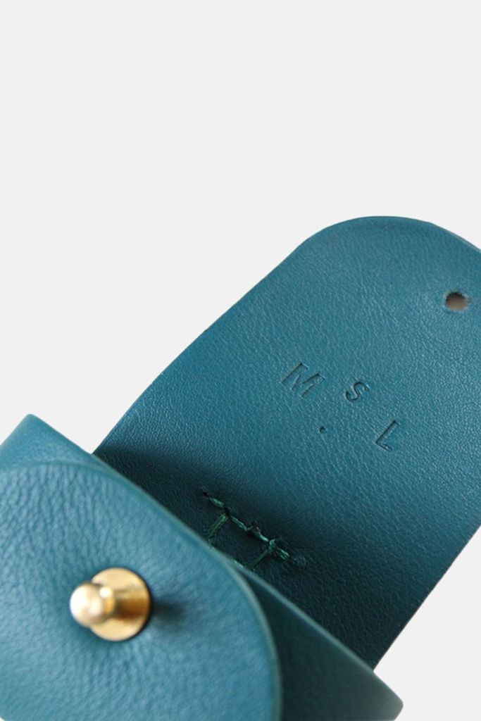 Чехол AirPods Pro Case Bleu Sarah