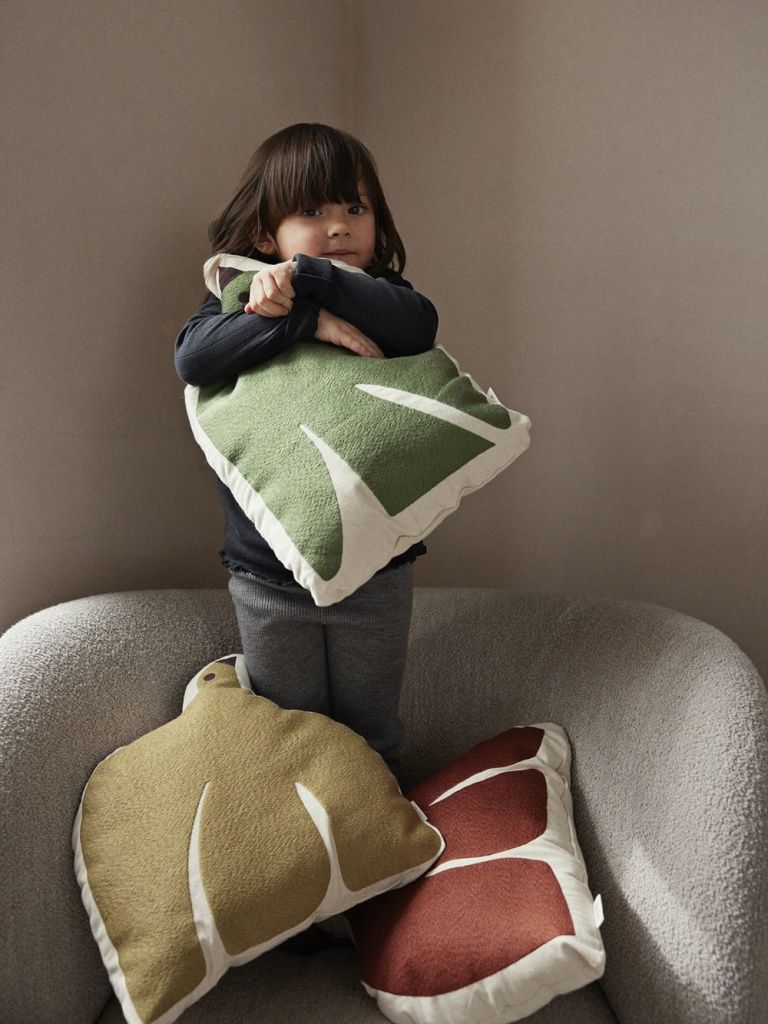Подушка Swif Bird Cushion Avocado Green