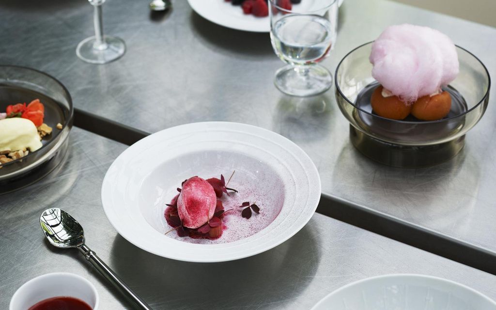 Тарелка суповая Banquet 22 см