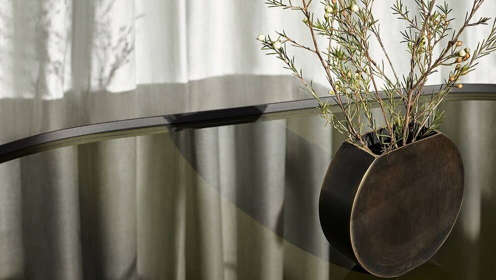 КРИСТАЛЬНАЯ ЧИСТОТА ФОРМ И СКАНДИНАВСКИЙ ЛАКОНИЗМ