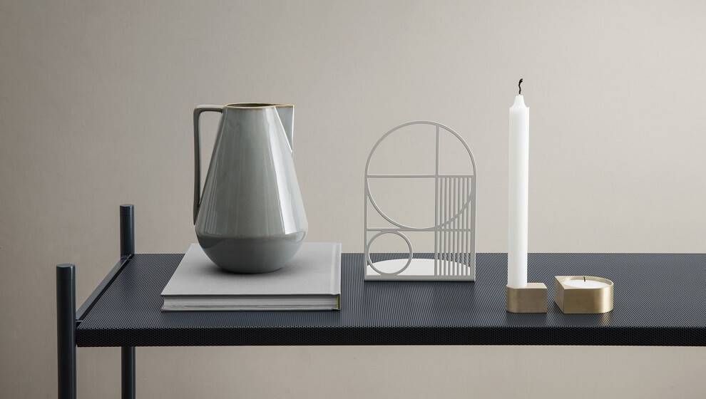 МИНИМУМ ВЫРАЗИТЕЛЬНЫХ СРЕДСТВ И МОРЕ ЭСТЕТИКИ