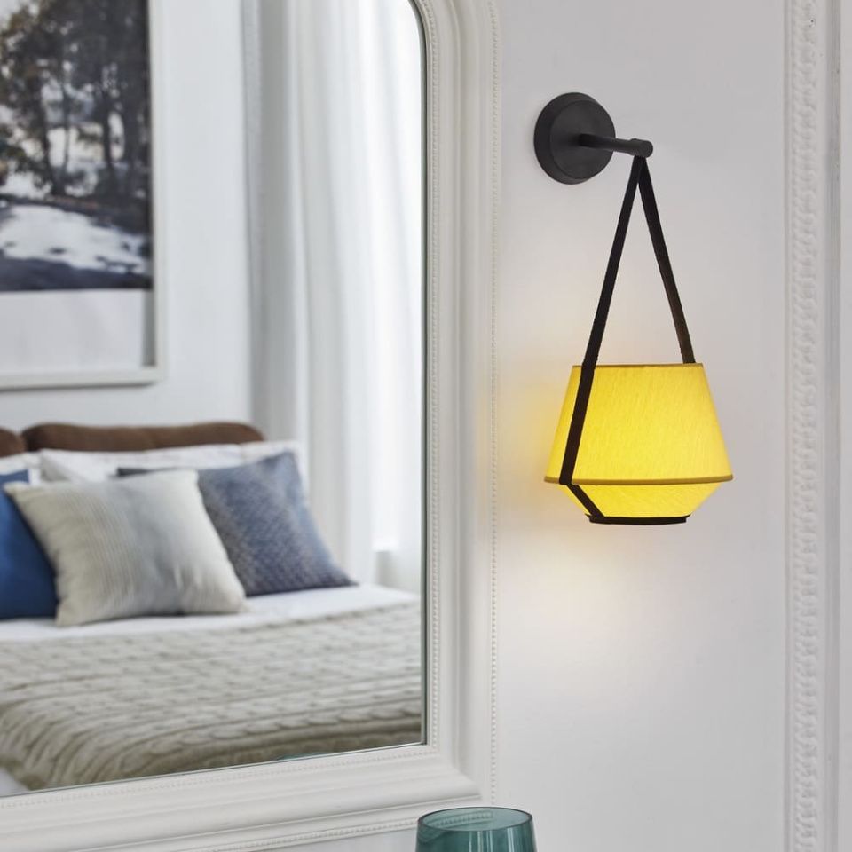 Светильник настенный Carrie Curry