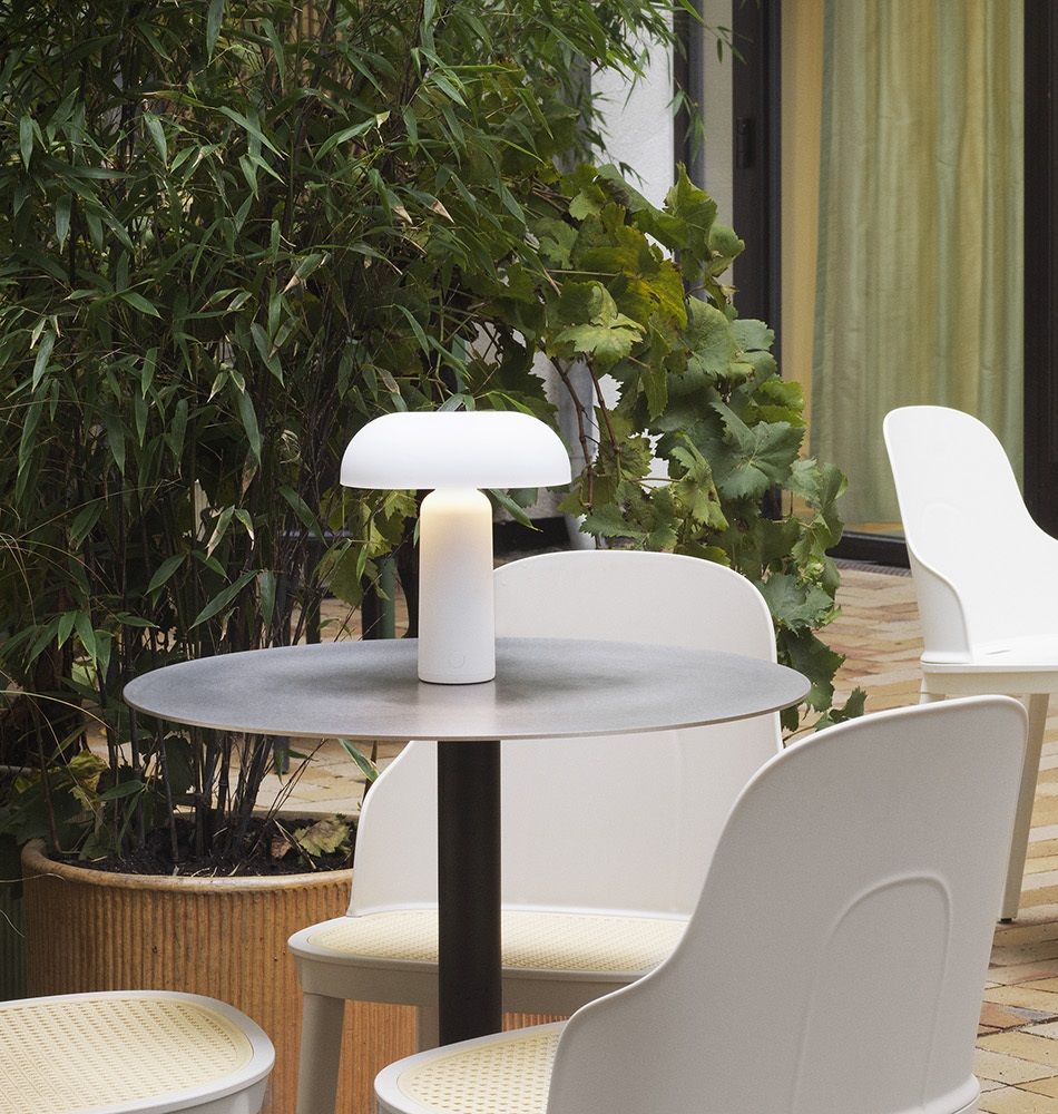 Лампа настольная Porta Table Lamp White