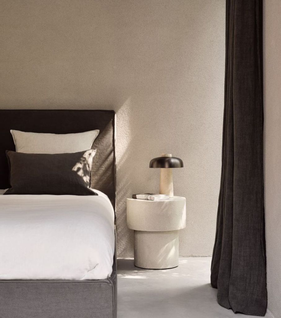 Столик кофейный Elements Side Table