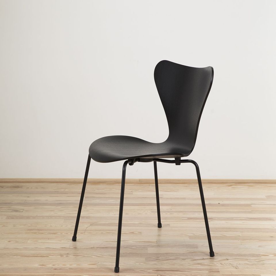 Стул Series 7 Black