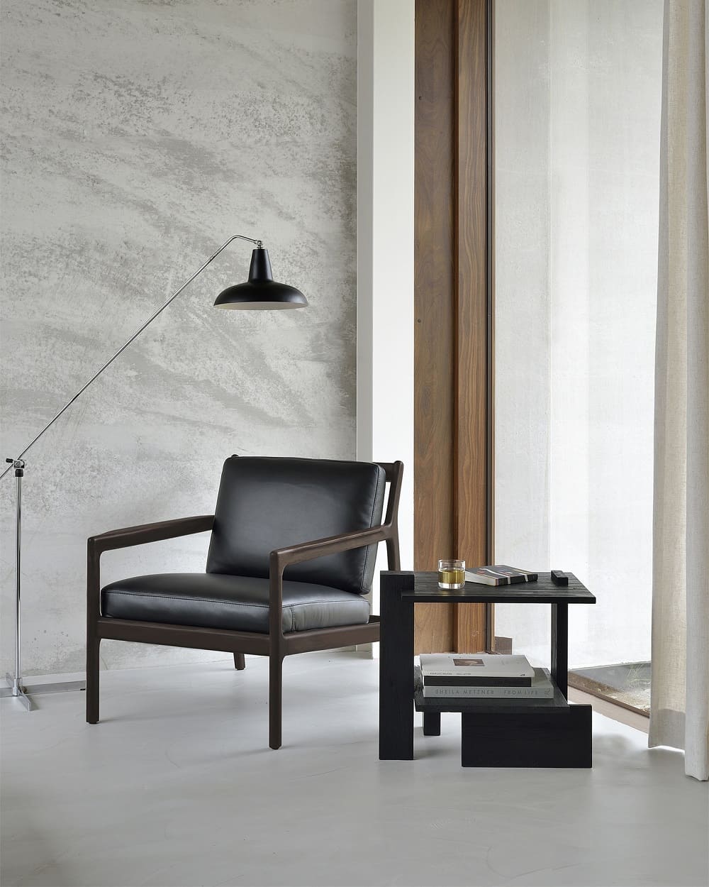 Кресло Jack Lounge Chair Mahogany Dark Brown Carbone Leather