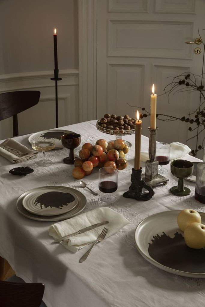 Тарелка Omhu Plate Medium Off-White Charcoal