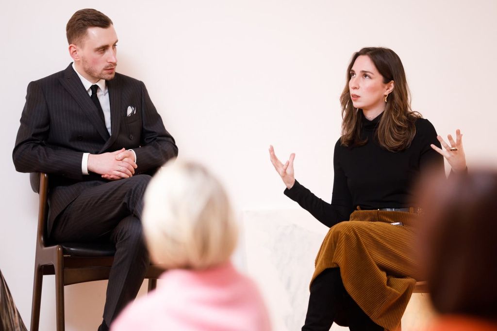 Выставка картин Ивана Глазкова - фотография 12