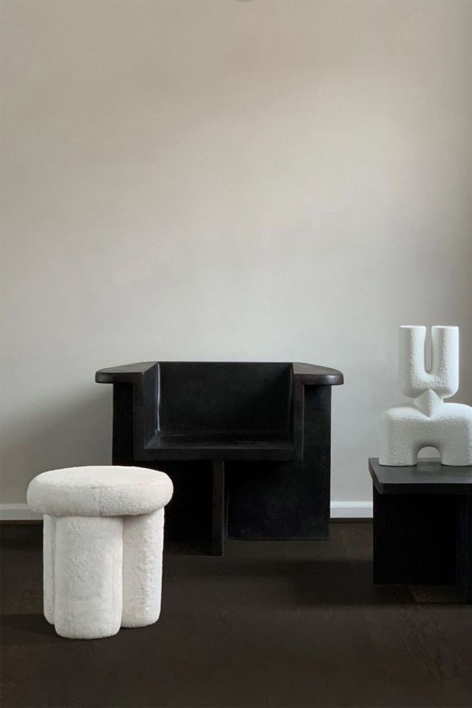 Табурет Big Foot Stool Sheep Skin