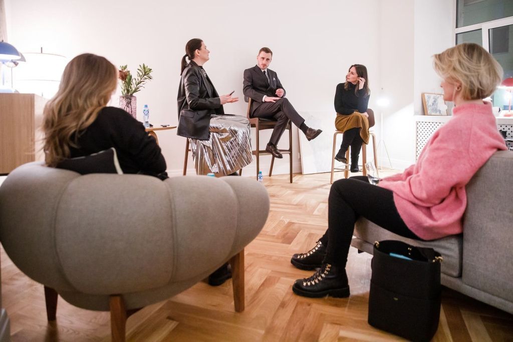 Выставка картин Ивана Глазкова - фотография 9