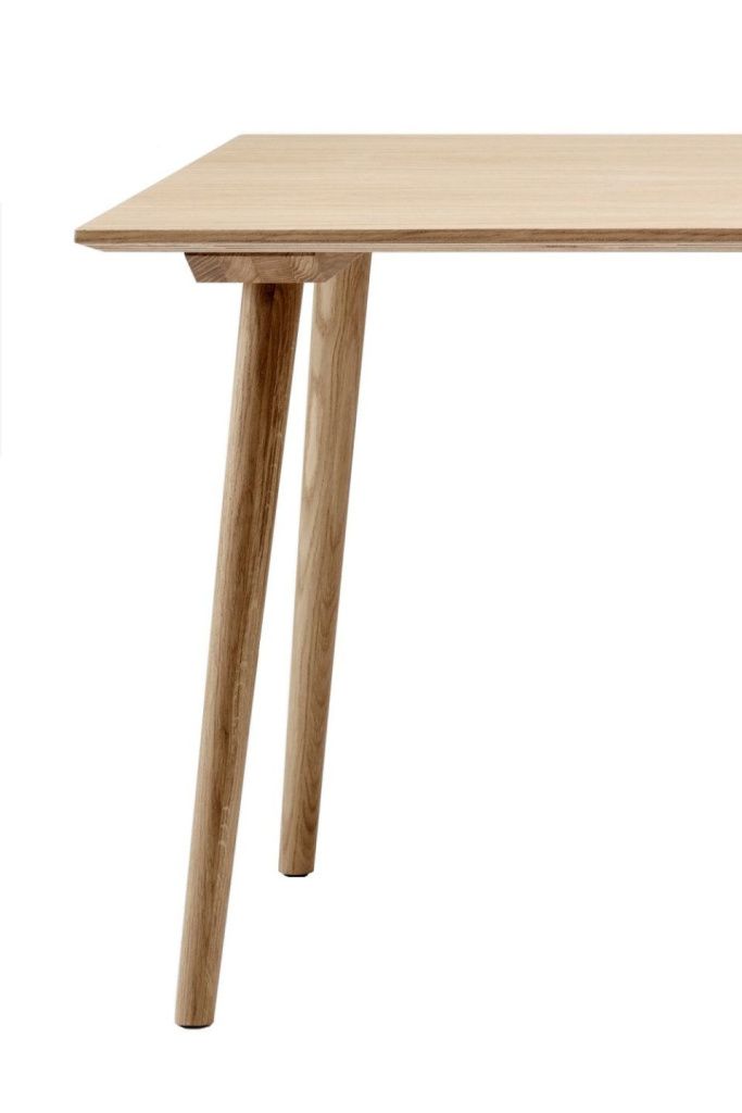 Стол обеденный In Between SK5 Clear Lacquered Oak