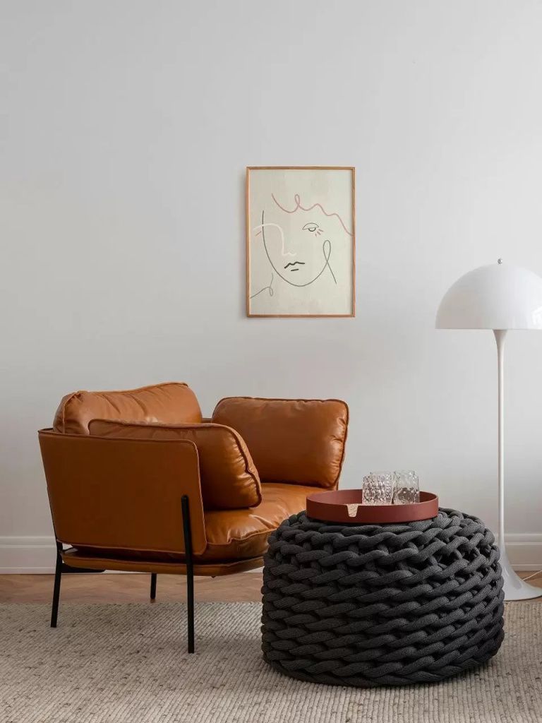 Кресло Cloud LN1 Black Base Cognac Noble Leather