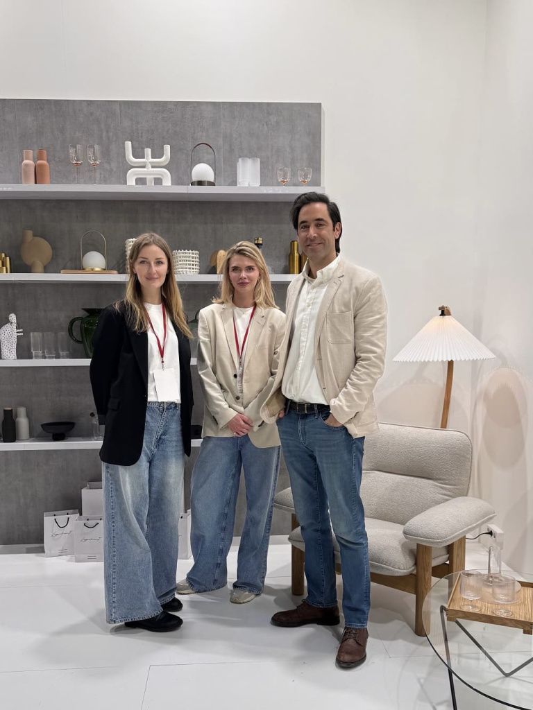 Участие в выставке ARTDOM - фотография 5