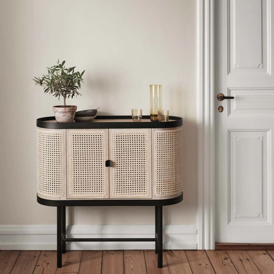 Барный шкаф Be My Guest