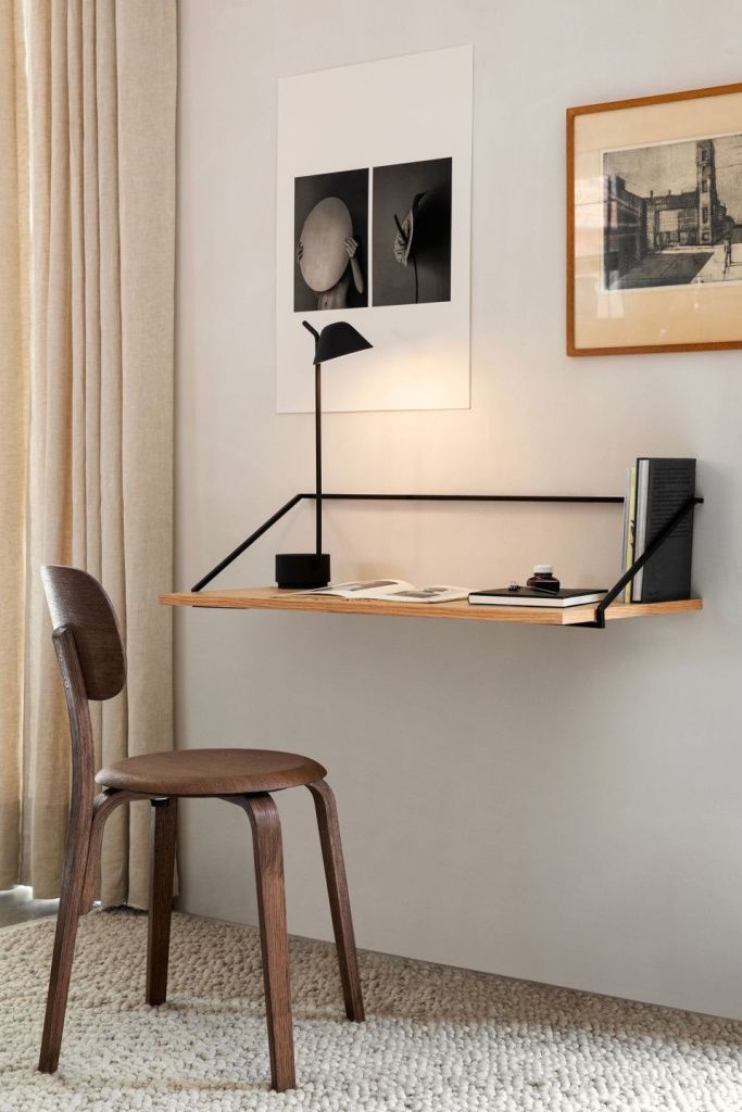 Светильник настольный Peek Table Lamp Black