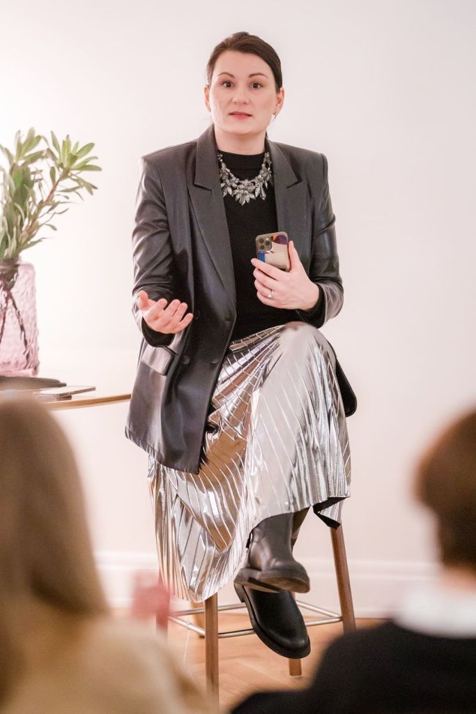 Выставка картин Ивана Глазкова - фотография 6