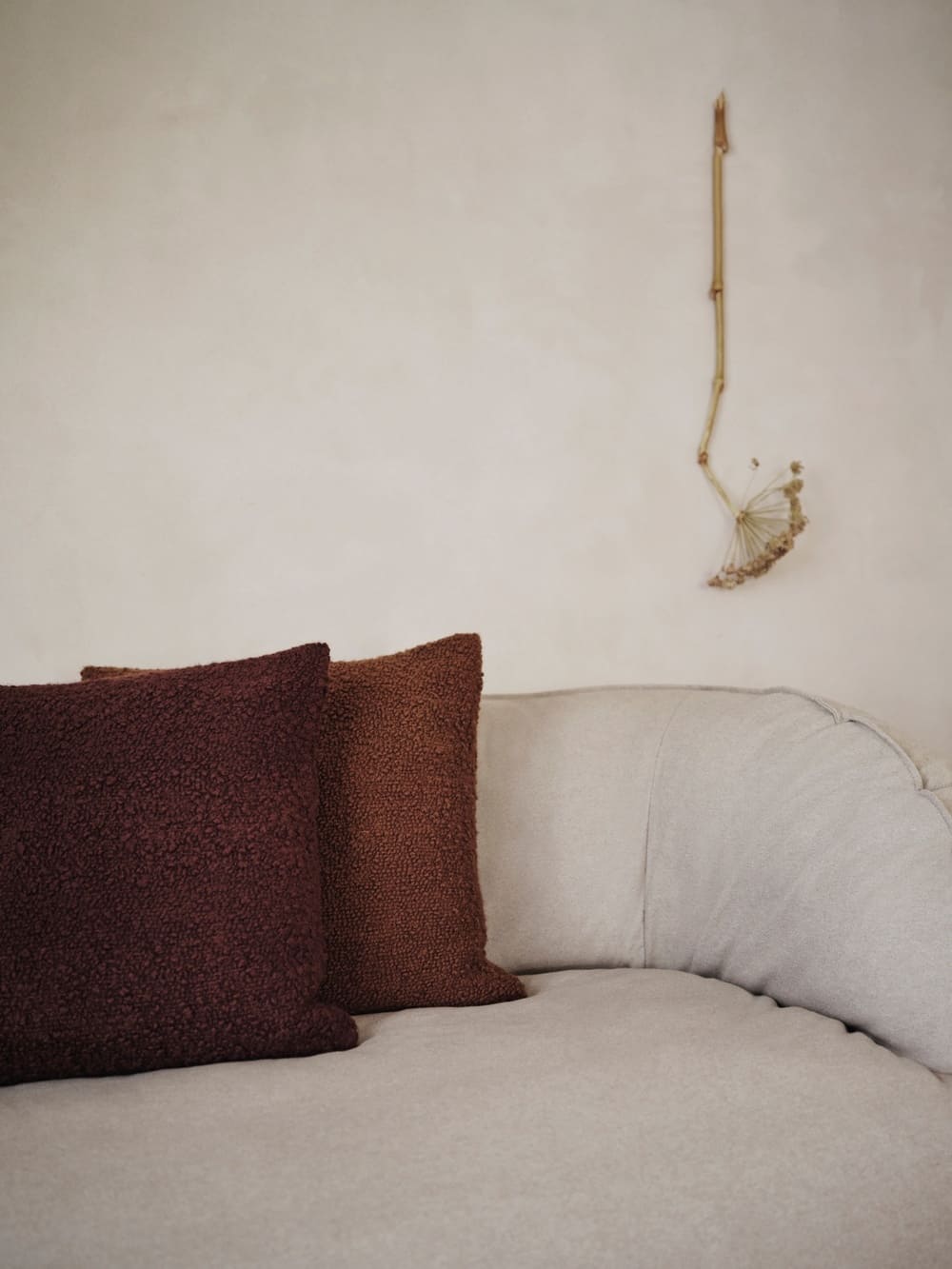 Подушка Moor Cushion Dark Pecan