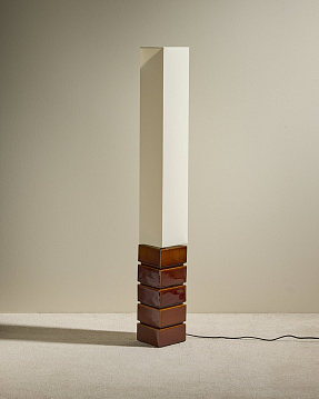 Торшер Tower Floor Lamp Hazelnut